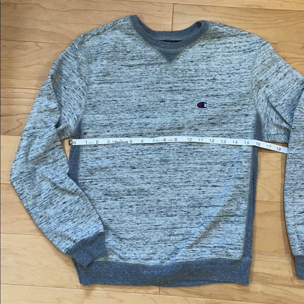 Men’s Champion Crewneck Sweatshirt Gray - Small